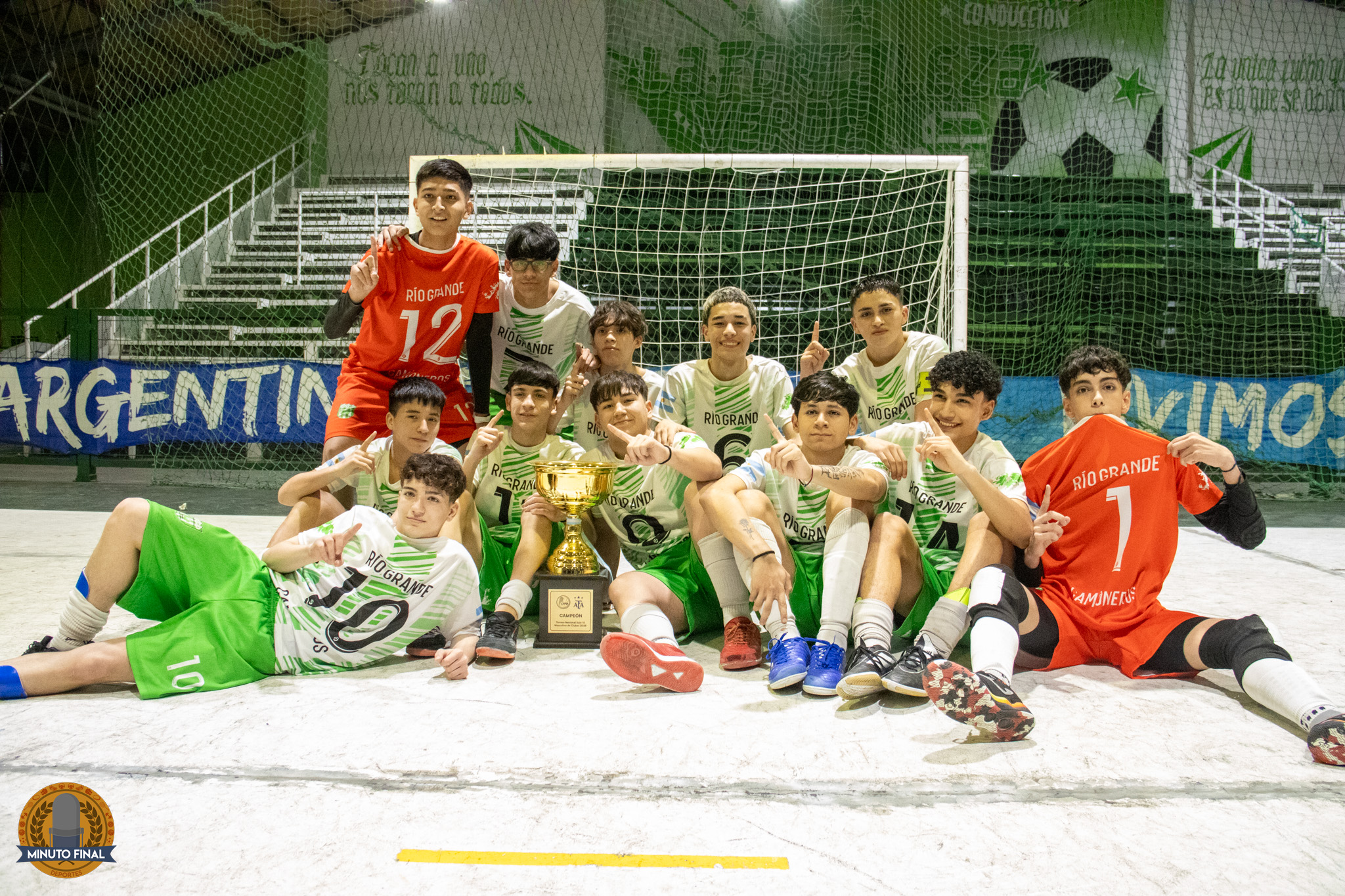 Cuervas del Fin del Mundo campeonas ante Real Madrid