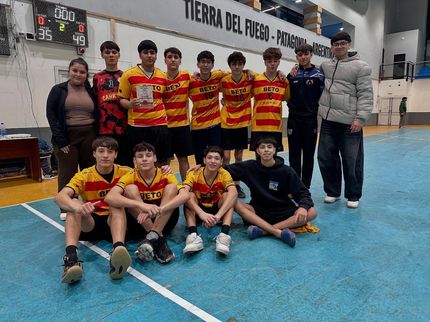 Cuervas del Fin del Mundo campeonas ante Real Madrid