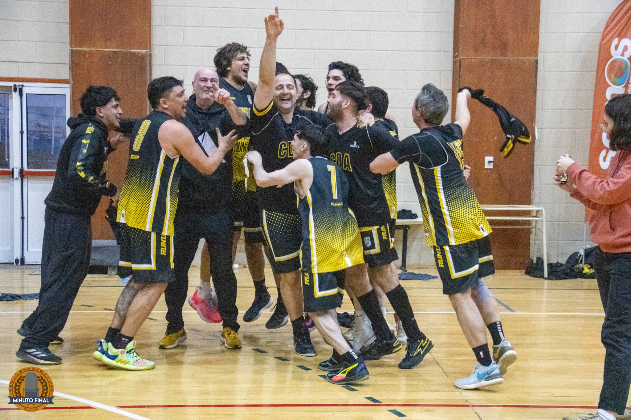 Cuervas del Fin del Mundo campeonas ante Real Madrid