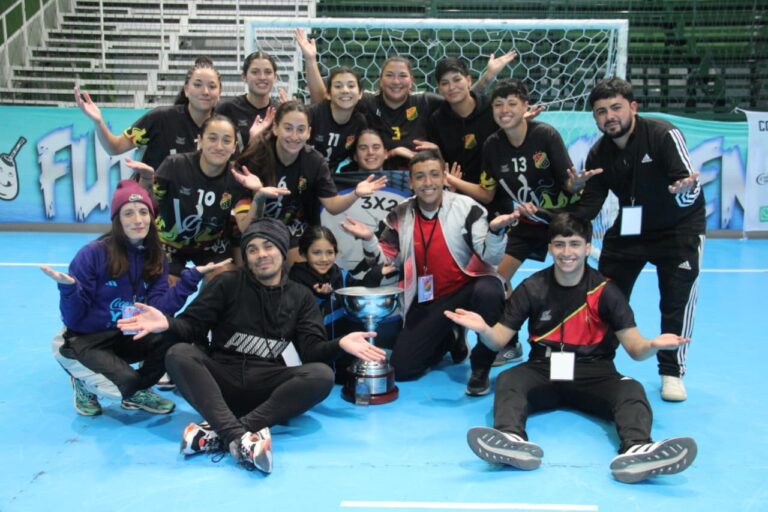El Regional Federal Amateur Femenino ya tiene campeón: Sportivo Pringles festejó en Río Grande 3 Sportvo Pringles campeón en Río Grande