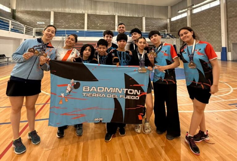 Destacada participación fueguina en el Torneo Regional de Badmintón 3 Torneo Regional Badminton TDF