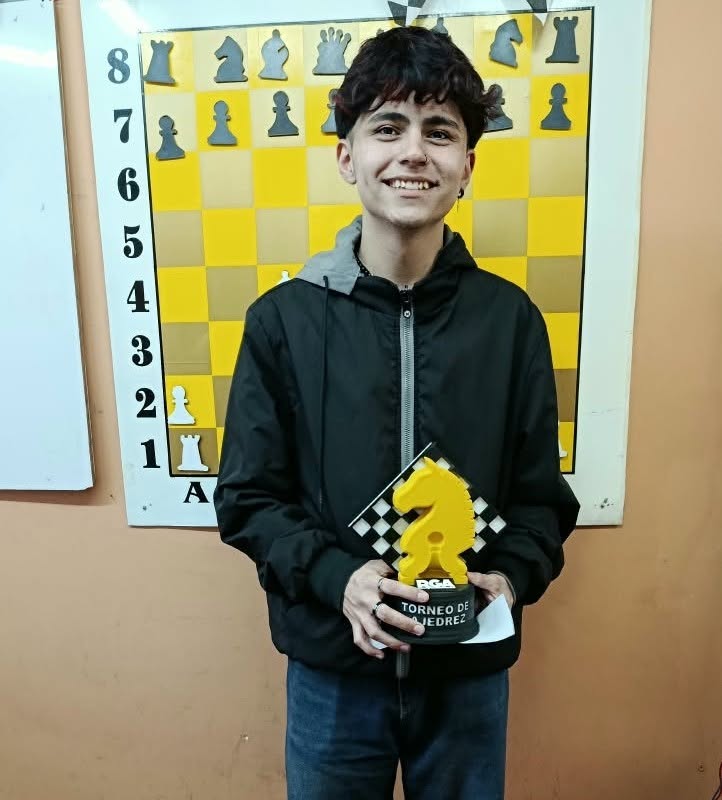 Antonio Yanacón se consagró campeón invicto del IRT Memorial Jorge Herrera 2026 1 Cuervas del Fin del Mundo campeonas ante Real Madrid